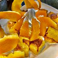 オレンジの香りをお楽しみ下さい。