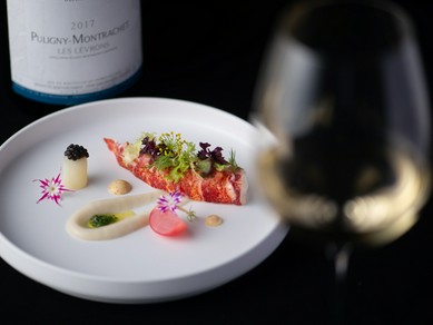 至福のコラボ！　ルイ・ロブション氏セレクトのペアリングが評判