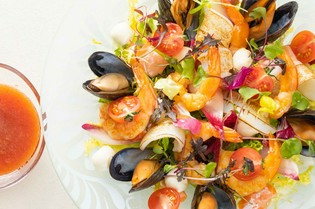 野菜や魚介、合間の筍。九州産食材の魅力満載の料理たち