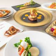 堅苦しくなく、フレンドリー。塩入氏の目標は、笑いありの賑やかなレストラン。ホテルならではのホスピタリティあふれるもてなしで、ゲストのあらゆるシーンに寄り添ってくれます。