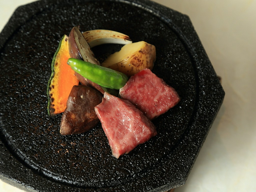 “オトナのための居酒屋”“気軽な割烹”がテーマ