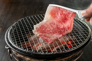 職人技で、肉の旨みを最大限に引き出した『焼きしゃぶ』