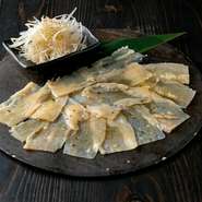 東北の生産者が愛を込めて育んだ和牛と、京都の人々をつなぐ場所である【牛京】。同店のコンセプト「人と味との縁結び」をゲストに体験してもらうべく、常に心掛けているのだとか。