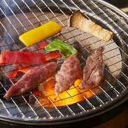 快適な空間でワンランク上の炭火焼肉を満喫できる【いっ心】。食材・衛星管理も徹底し、ゲストが心から焼肉に没頭できるお店づくりを実現。ファミリーで気兼ねなく足を運べるお店です。