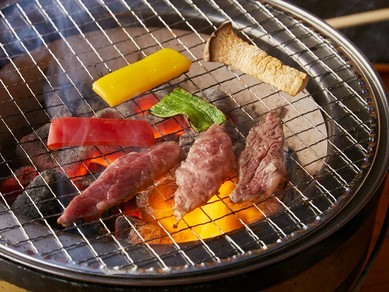 大切な人と気兼ねなく、ワンランク上の炭火焼肉