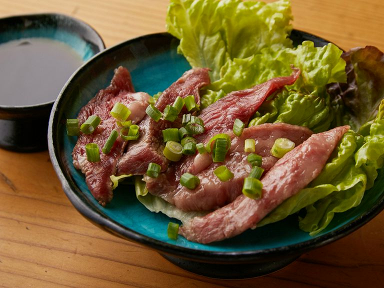 職人技を垣間見る『レアステーキ』