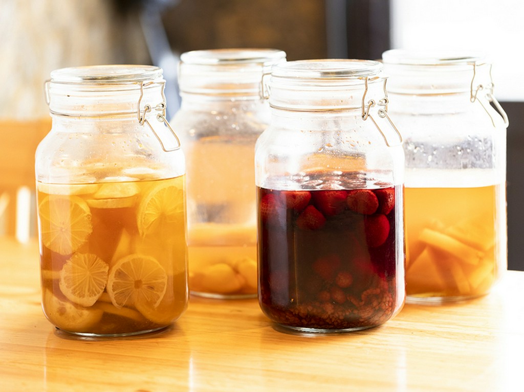 お店自慢の『漬け込みハイボール』で乾杯