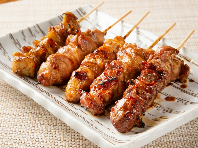 自家製のタレと炭火の香りがたまらない『焼鳥盛り合わせ』