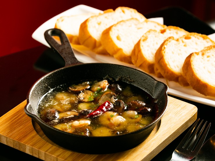 バーダイニングitumo 弘前 黒石 バー カクテル のグルメ情報 ヒトサラ