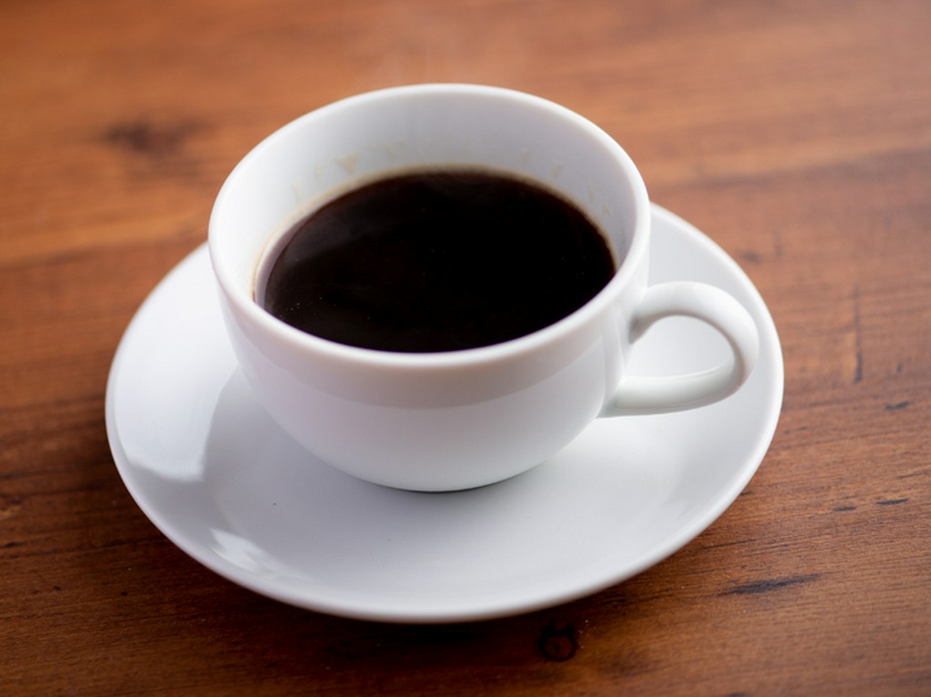 コーヒーの香りと甘いケーキに、ホッと一息つく午後のひととき