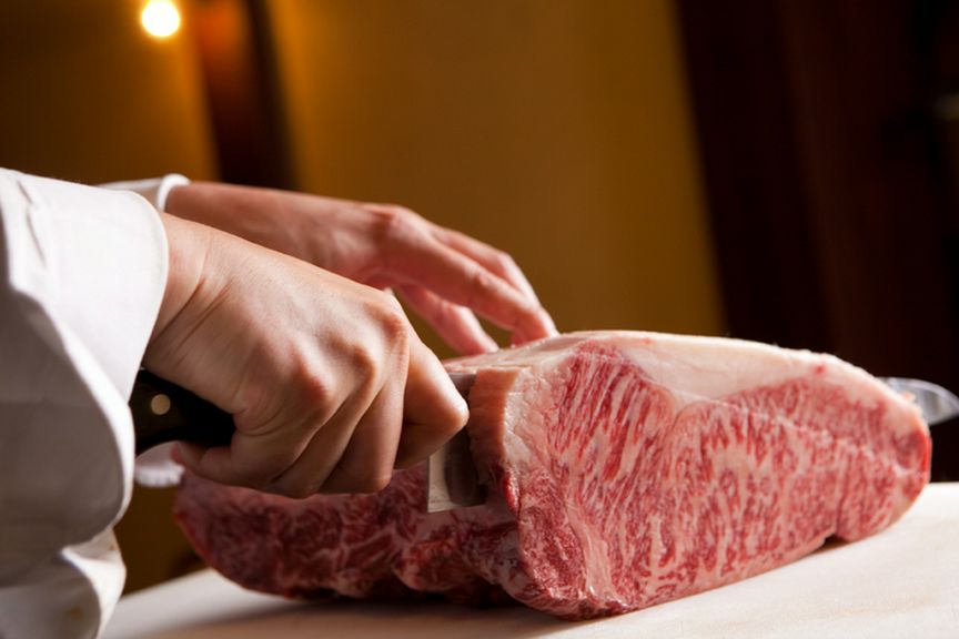 「豊後牛(おおいた和牛)」素材の魅力をシンプルに実感する