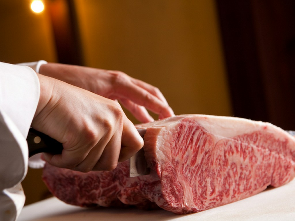 「豊後牛（おおいた和牛）」素材の魅力をシンプルに実感する
