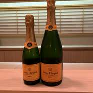 375ml : 13,200円、750ｍｌ：22,000円