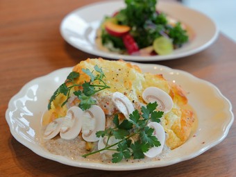 「シュワッ」とした食感も愉しめる『スフレオムレツ』