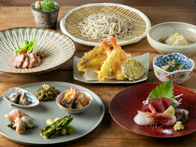 食器・内装にこだわっている