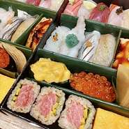 握り寿司：5,000円～10,000円　特選太巻：5,000円
海鮮太巻：3,000円　稲荷寿司：2,500円
穴子寿司：2,000円　ばらちらし：3,500円
