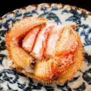 お任せ料理・上握り・汁物・デザートを味わえるディナーコース『常願寺』。おつまみとお寿司が半々の構成は、お酒をゆったりと楽しみながらの食事にもうってつけです。※写真は一例となります。