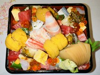 特選ばらちらし、茶わん蒸し、汁物