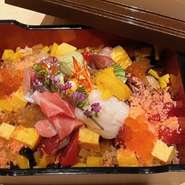 ばらちらし、茶碗蒸し、汁物

