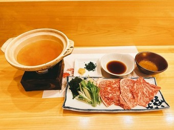 選りすぐりの素材から厳しく選び、丁寧に作り上げた食材を使用。味や香りを吟味しつくした最上級のコース。