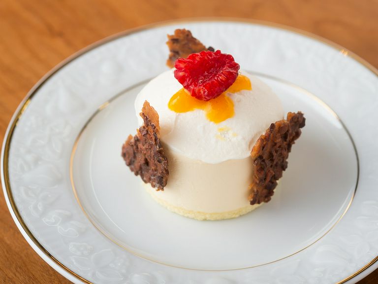 デザートもとびきりの美味しさ! 1個からテイクアウトもOK