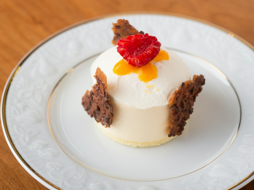 デザートもとびきりの美味しさ！　1個からテイクアウトもOK