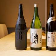幅広いニーズに応えられる、様々なタイプの日本酒をオンリスト