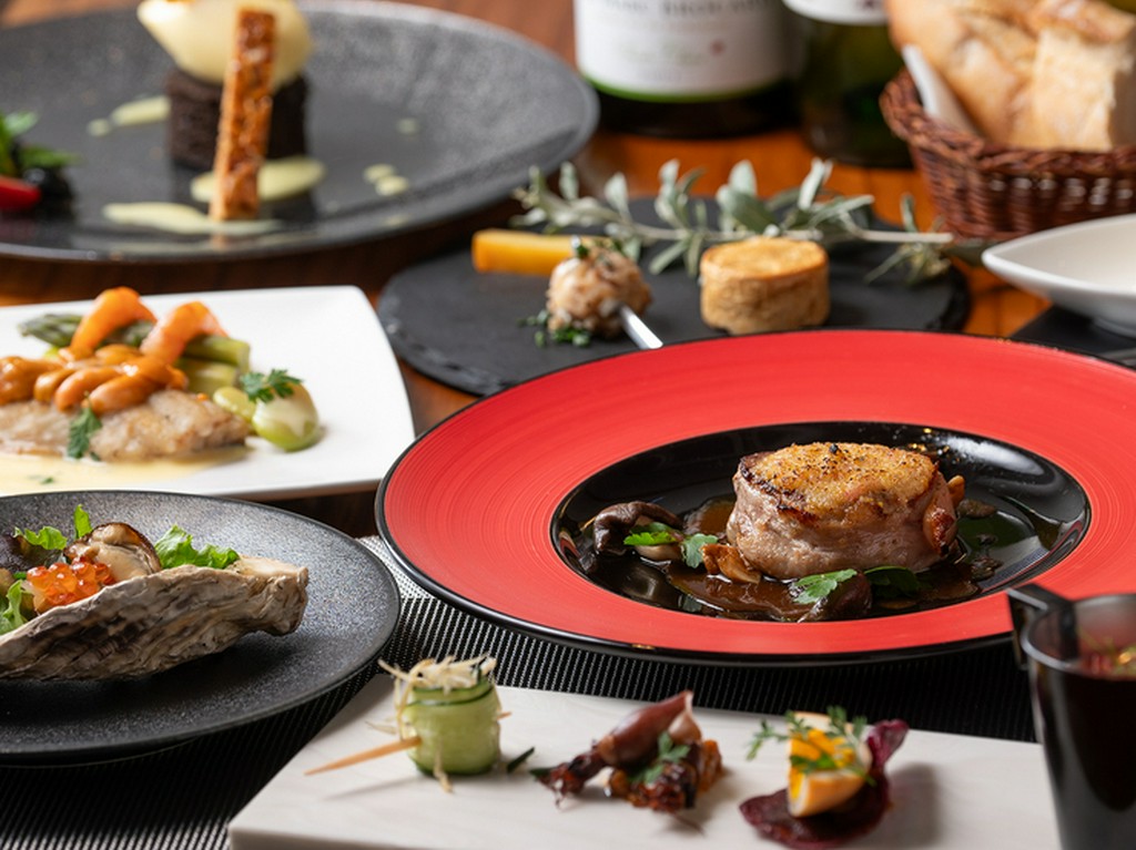 香り高い柚子と豚肉の上質な旨みが奏でる豊かなハーモニー『岩中豚コース』