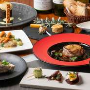 2時間飲み放題付きの取り分けタイプのパーティコースです。55000円～貸し切り可能です