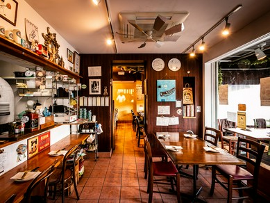 赤ちゃんからお年寄りまで、幅広い世代に愛される店