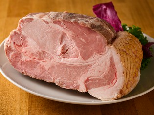 上品な旨味の「きらきらポーク」、秋田の地酒やクラフトビール