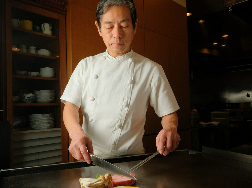 ゲストへの心配りは忘れず、付かず離れずの心地よい接客