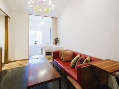 空間を贅沢に使った個室は、最大8名様まで入室可能