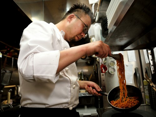 料理の決め手である火加減には細かいこだわりが