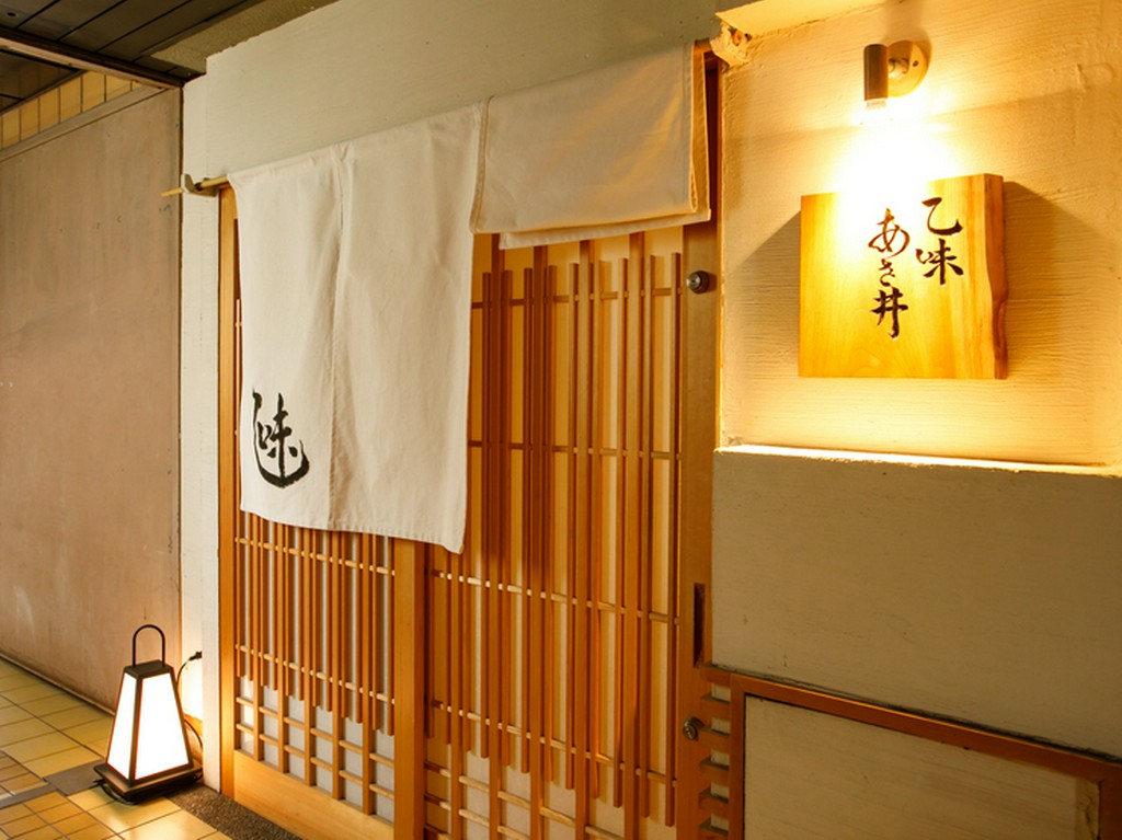 細やかな配慮に満ちた、おもてなしの席