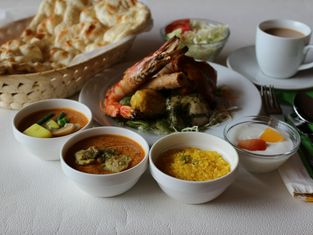 Authentic Indian curry and freshly baked Nan Garam Garam
