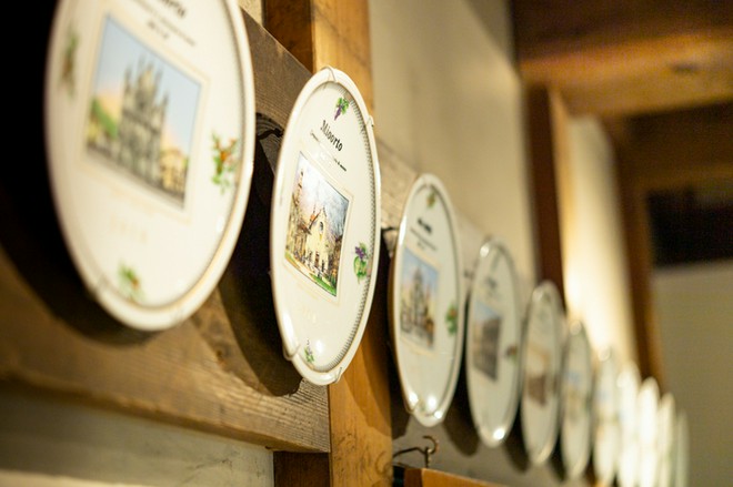 食器・内装にこだわっている