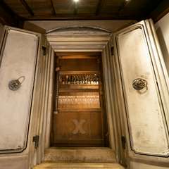 年月を経てもなお風格を保ち続ける、素敵なエントランス