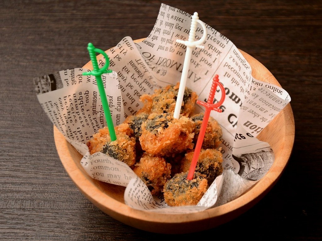 気軽な前菜に。お酒のお供にもピッタリ『コロコロ、オリーブのコロッケ』