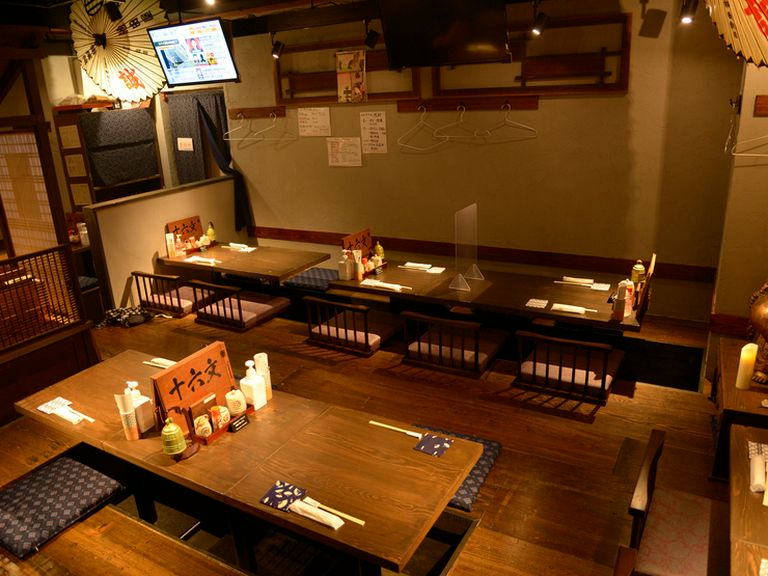 ランチの『大江戸御膳』900円・『十六文御膳』1000円も好評