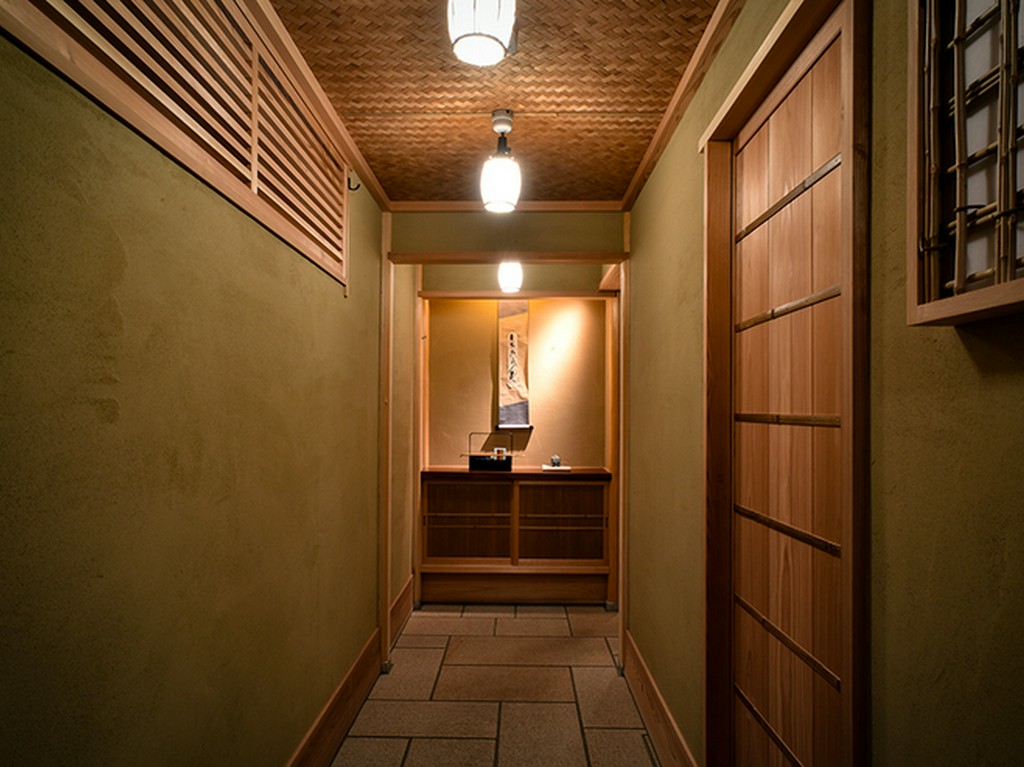 店内すべての設えに、ゲストがくつろげるための計算が潜む