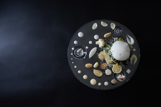 50種の野菜を使うオープン以来の名物『ミュゼのサラダ』