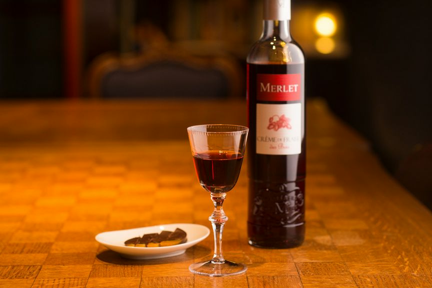 蒸留酒とファインチョコレートのマリアージュに浸れる本格バー