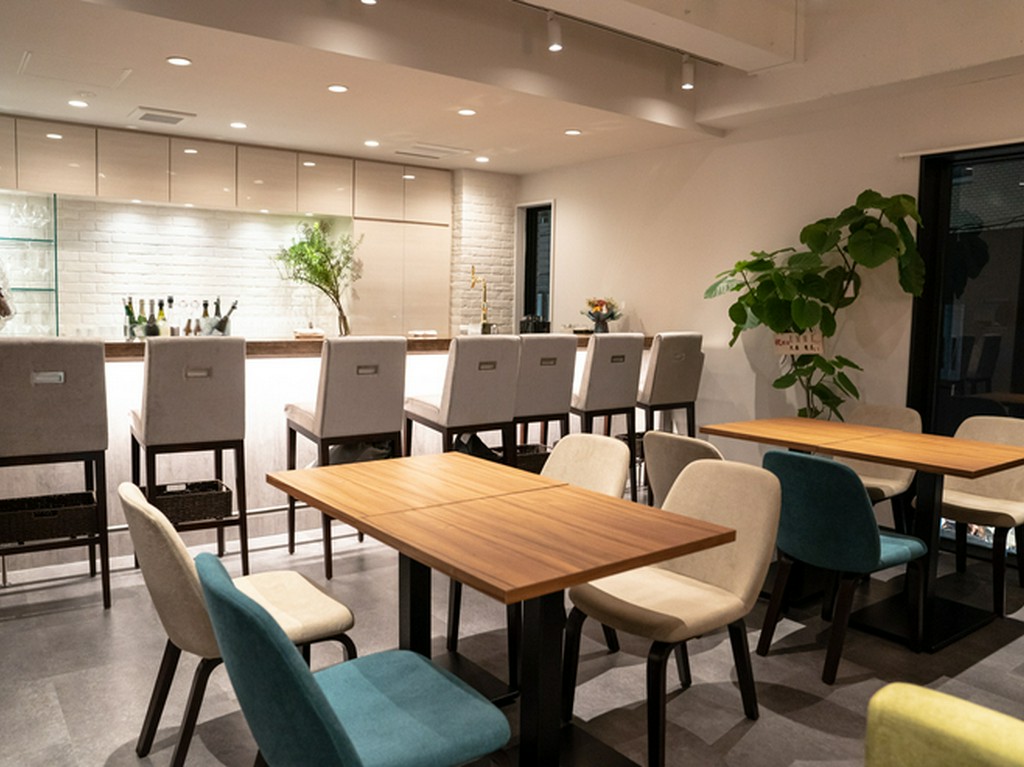 帰宅前に気楽にお酒を楽しみたい人におすすめ