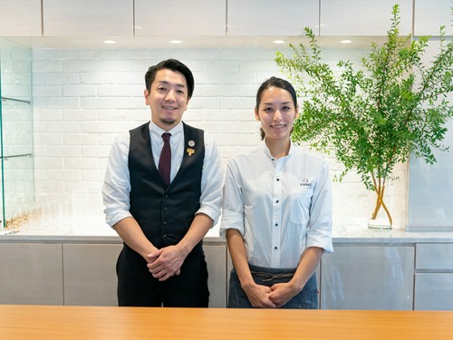 ご夫婦それぞれの得意分野を活かしたワインバー