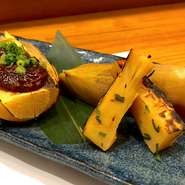 三陸松島産牡蠣を使用した釜飯です。
プリップリの牡蠣に、牡蠣の旨味がたっぷり染み込んだご飯は最高です！