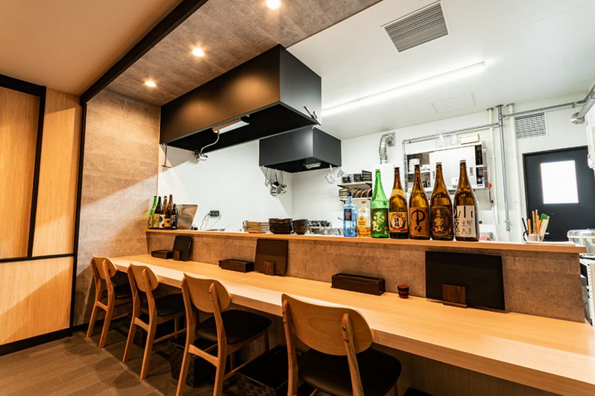 気軽に立ち寄って蕎麦や『晩酌セット』を気ままに楽しめる