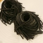 自家製生パスタ～イカスミのキタッラ