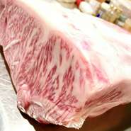 北海道3大和牛の平取和牛を炭火焼きにてご提供。
　#WAGYU