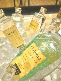 乙部町のシリカを含む、ミネラルウォーター